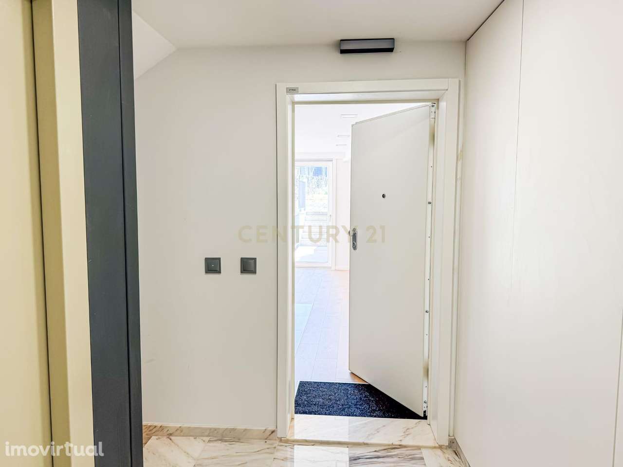 Novo Empreendimento R.D Lofts-T1 com Logradouro(28.70m2) - Grande imagem: 5/17