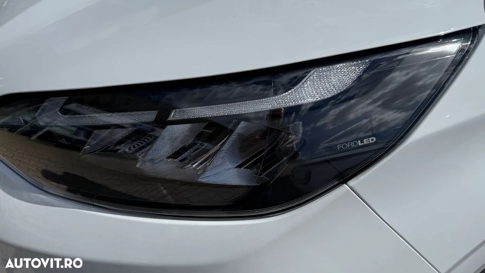 Ford TRANSIT CUSTOM - 19