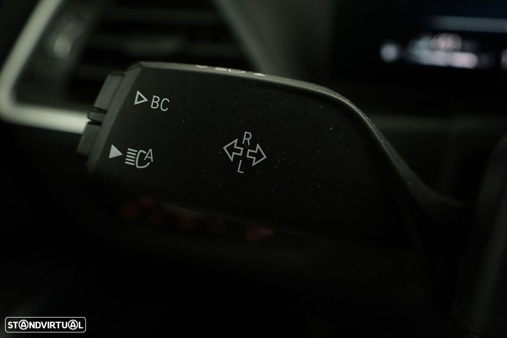 BMW 330 e Touring Pack M Auto - 17