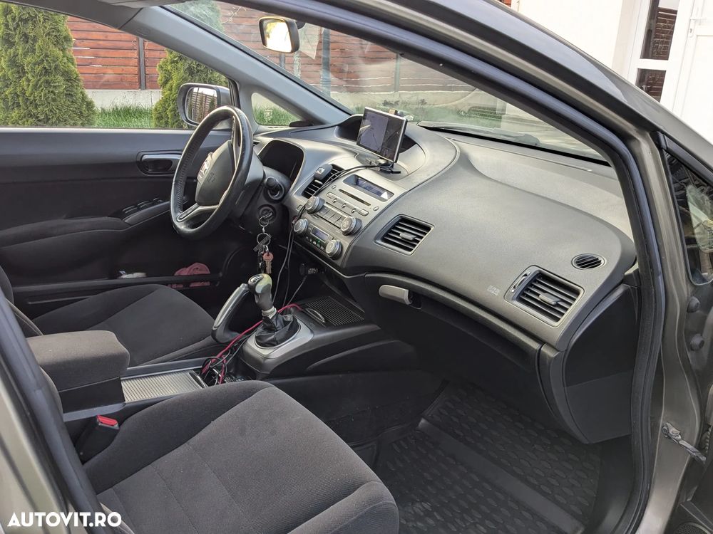 Honda Civic 1.8 TypeS Plus - 5