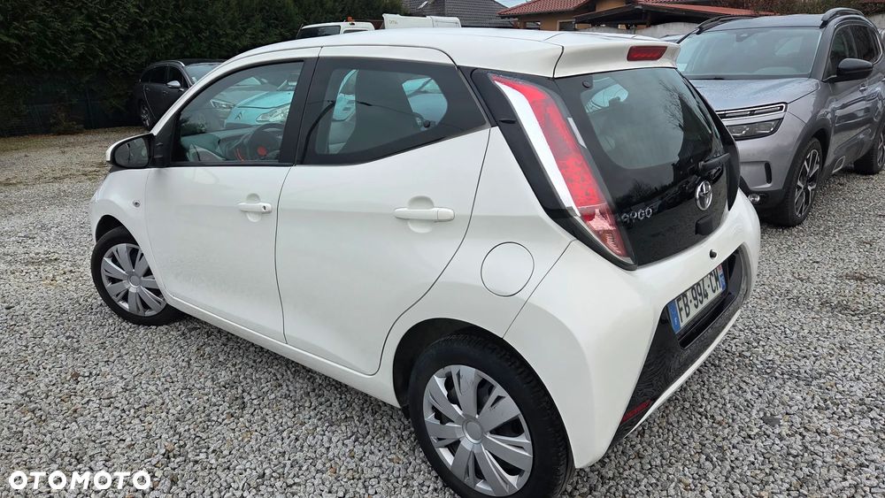Toyota Aygo x-play Edition-S - 6