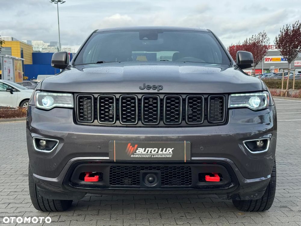 Jeep Grand Cherokee - 9