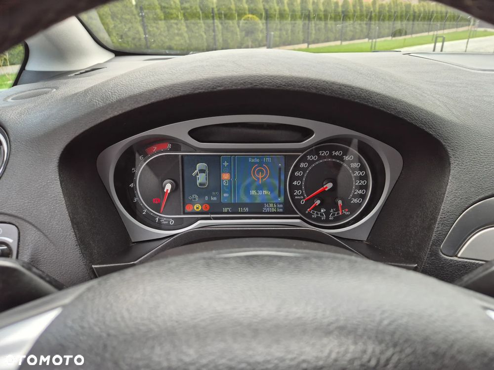 Ford S-Max 2.0 Titanium - 11