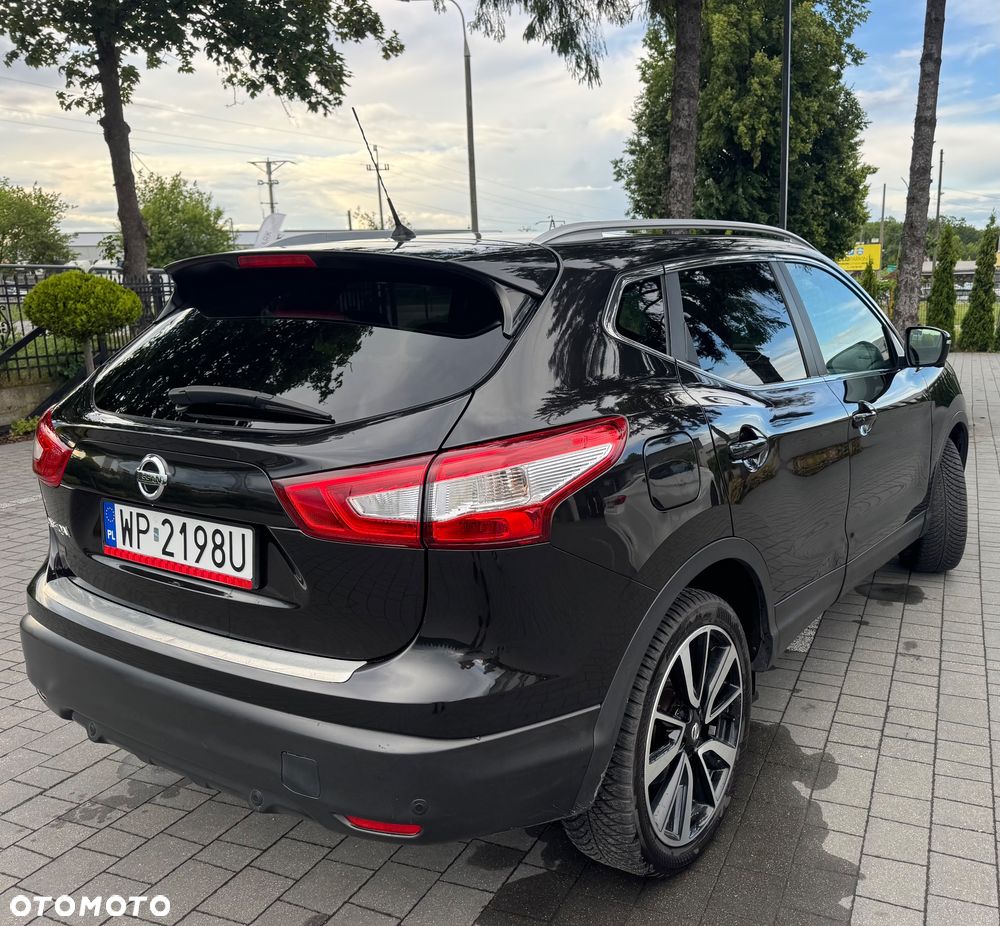 Nissan Qashqai 1.6 DIG-T Tekna+ - 4