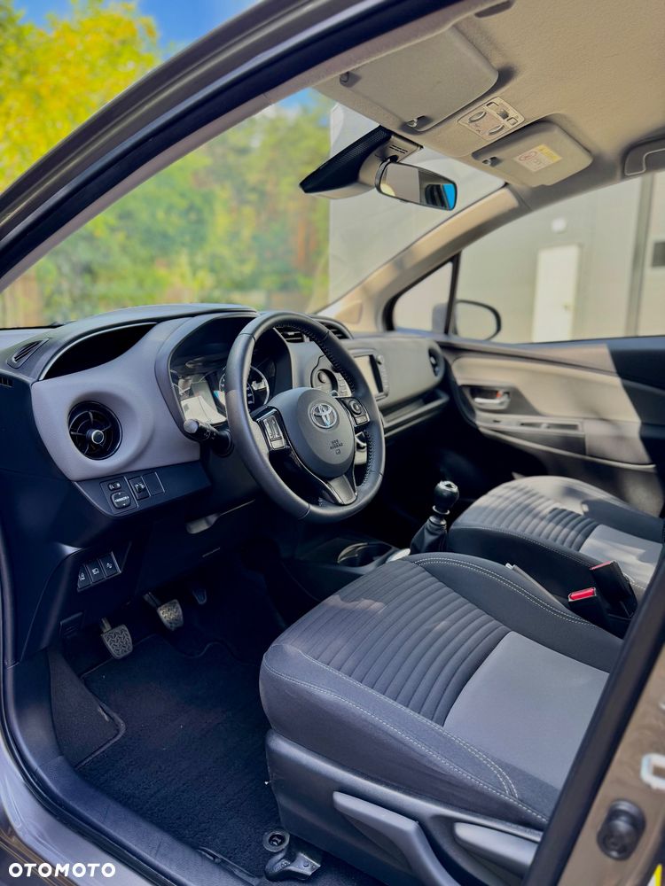 Toyota Yaris 1.5 Active - 25