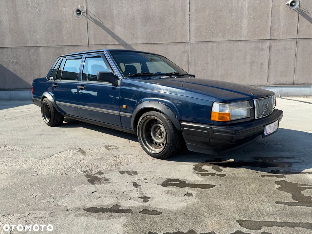 Volvo Seria 700 - 4