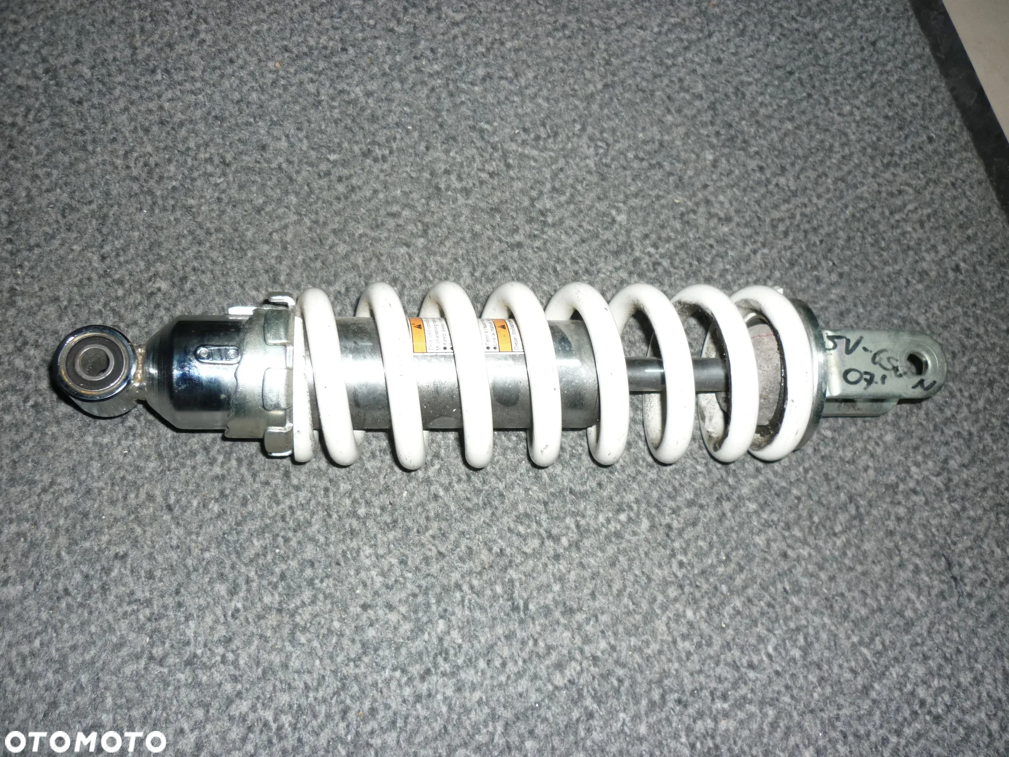 Chłodnica oleju sety tył wypełnienie wentylator części Suzuki SV 650 rok 2007 - 19