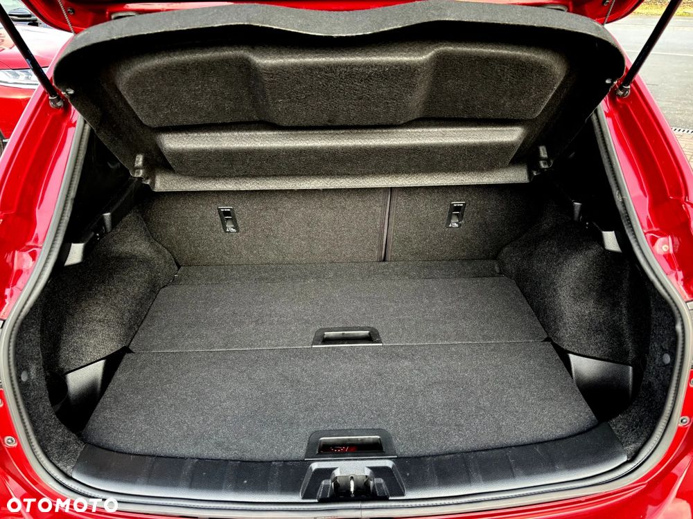 Nissan Qashqai 1.6 DCi Xtronic TEKNA - 27