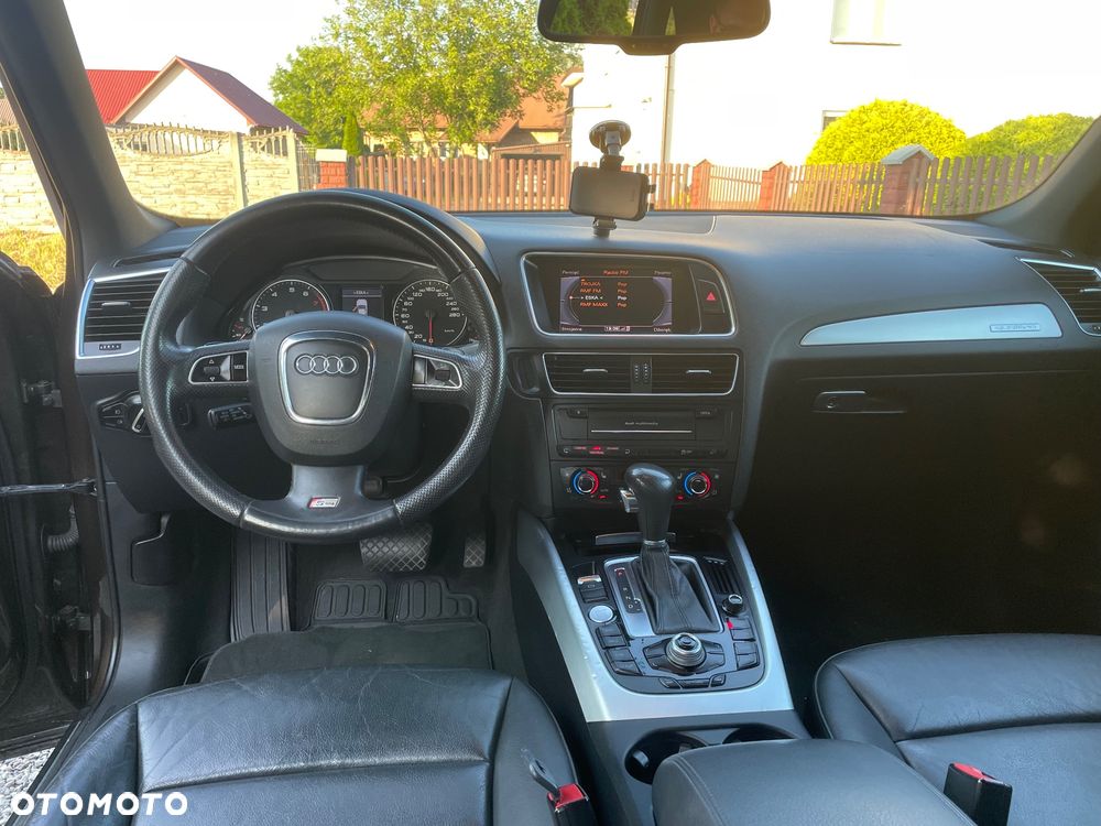 Audi Q5 3.2 FSI Quattro S tronic - 11