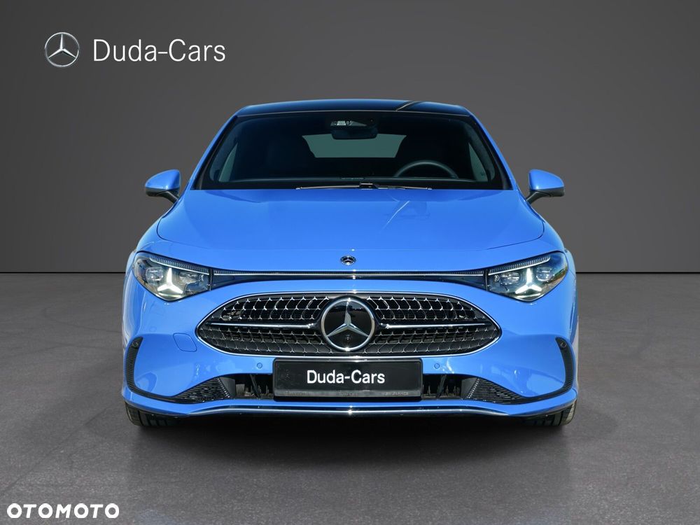 Mercedes-Benz CLA - 4
