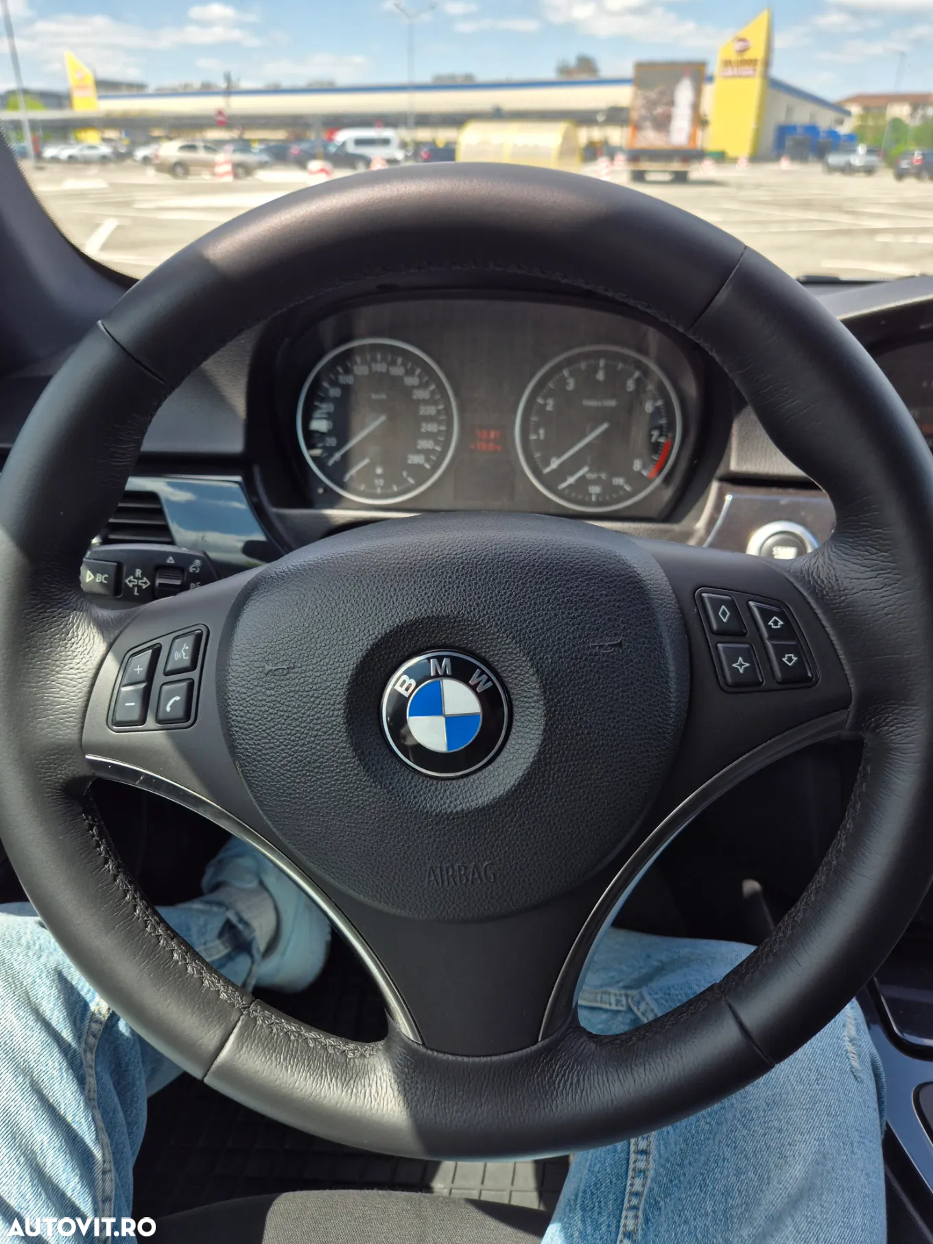 BMW Seria 3 325i Coupe Aut. - 17
