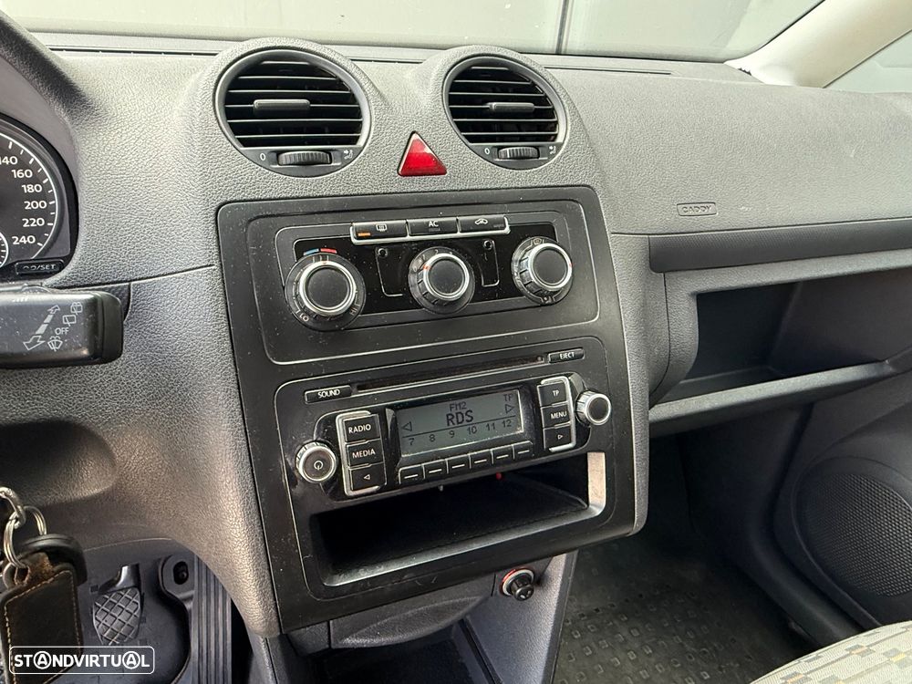 VW Caddy - 19