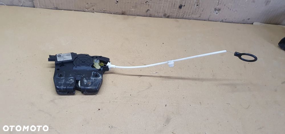 Zamek klapy bagażnika BMW 3 E90 7119049 - 1