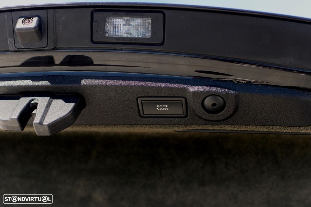 Bentley Continental V8 - 27