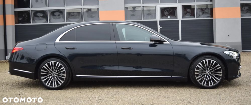 Mercedes-Benz Klasa S 400 d 4-Matic L 9G-TRONIC - 12