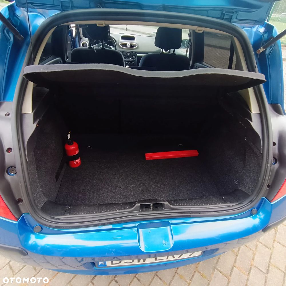 Renault Clio 1.6 16V Exception - 16
