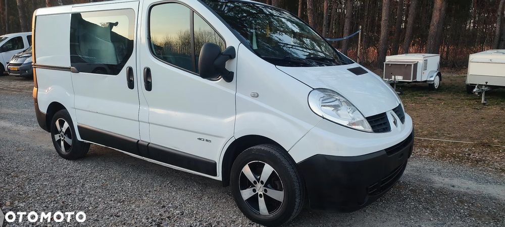 Renault Trafic - 2