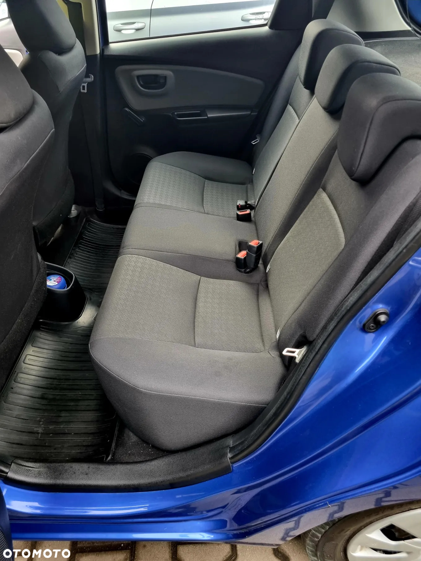 Toyota Yaris 1.0 Active - 13
