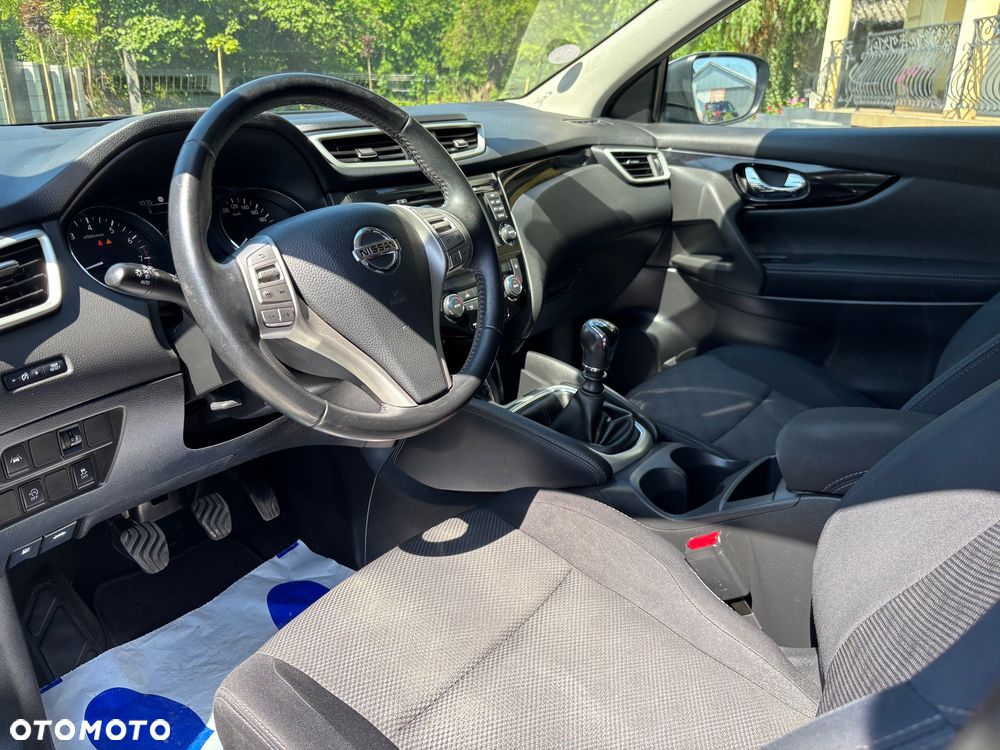 Nissan Qashqai 1.6 DIG-T Acenta - 16