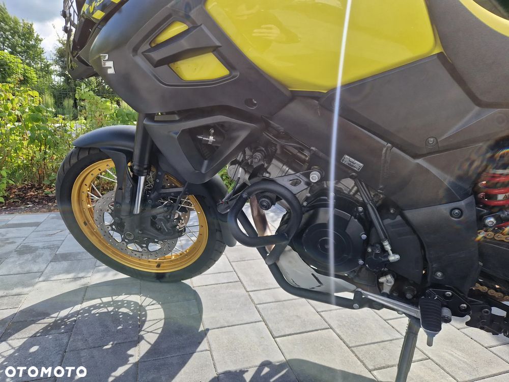 Suzuki V-STROM - 22