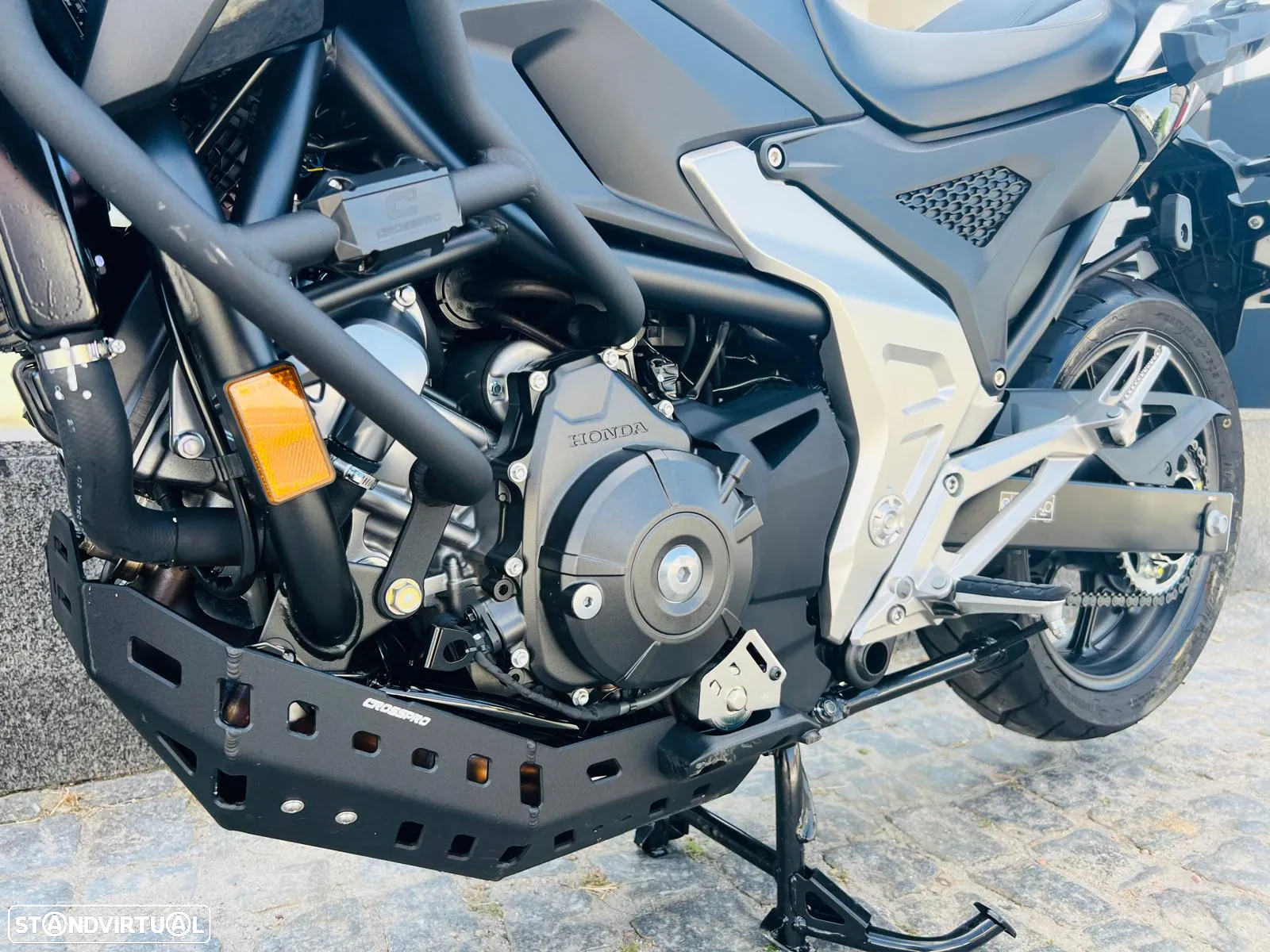 Honda NC750X DCT - 10