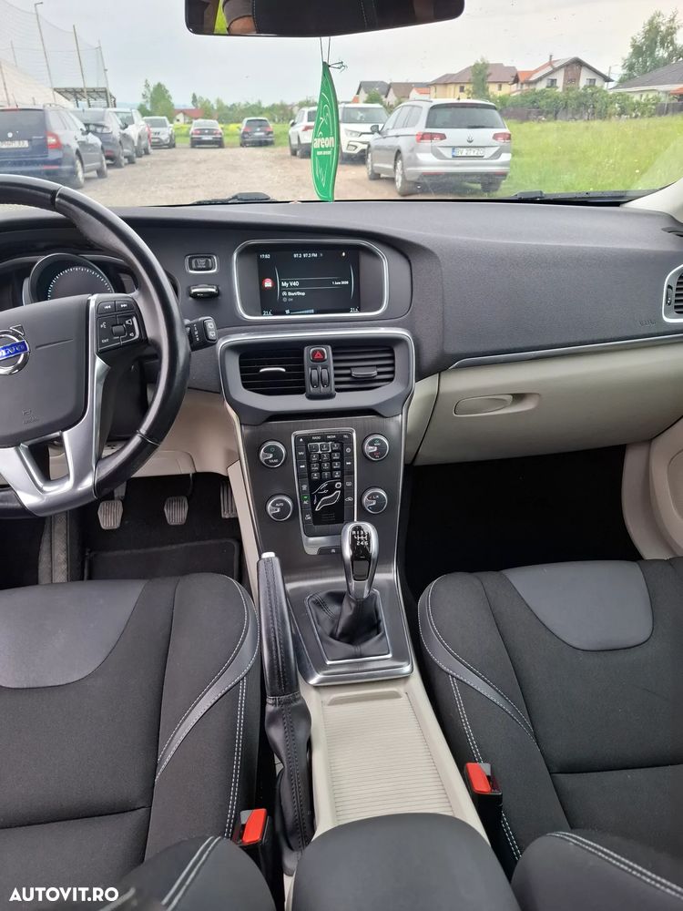 Volvo V40 D2 ECO Summum - 5
