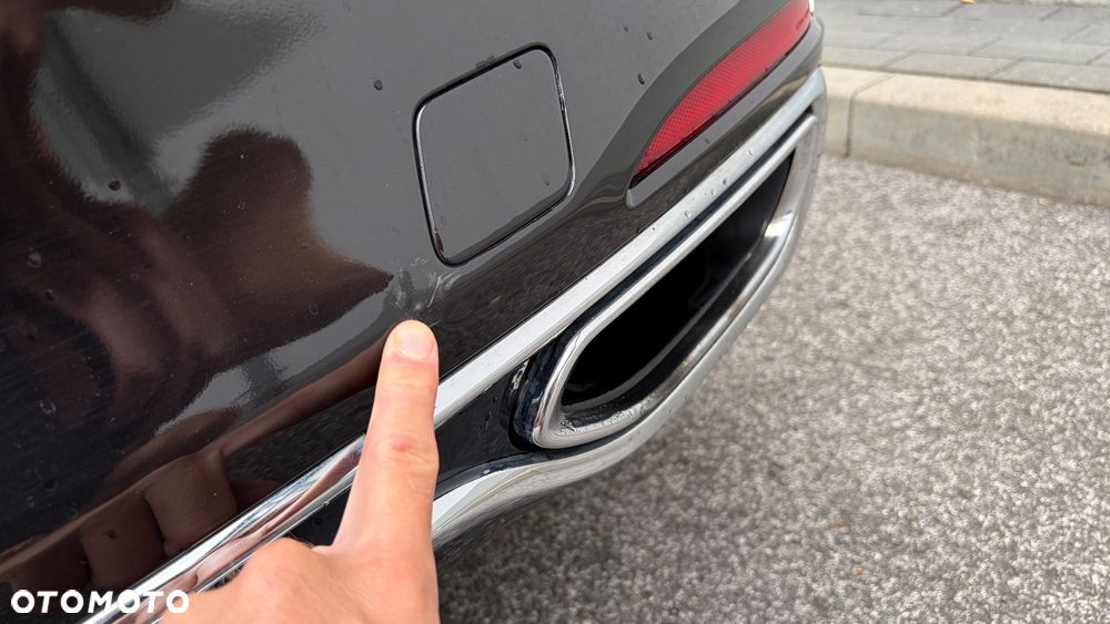 BMW Seria 7 750Li xDrive - 31