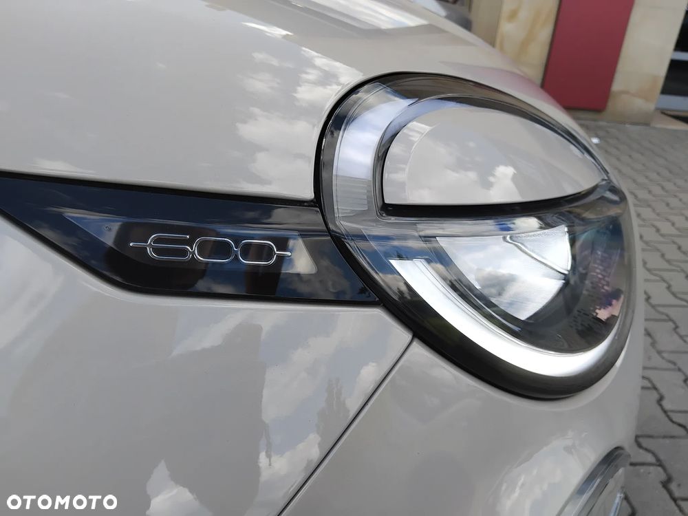 Fiat 600 1.2 Turbo Icon - 8