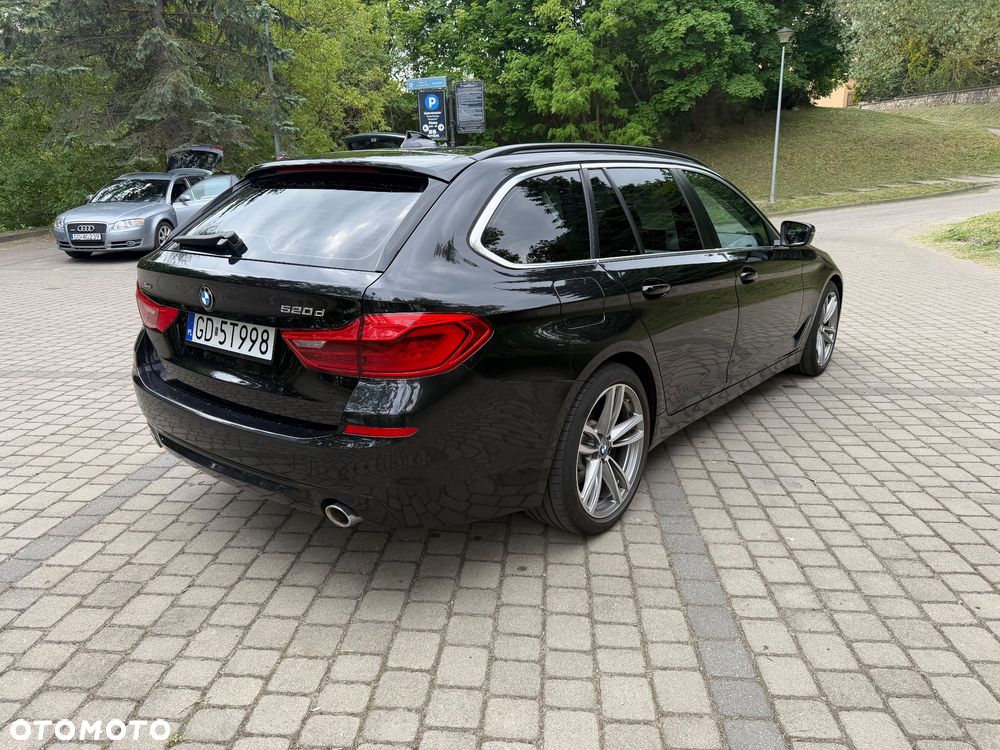 BMW Seria 5 520d xDrive Sport Line sport - 7