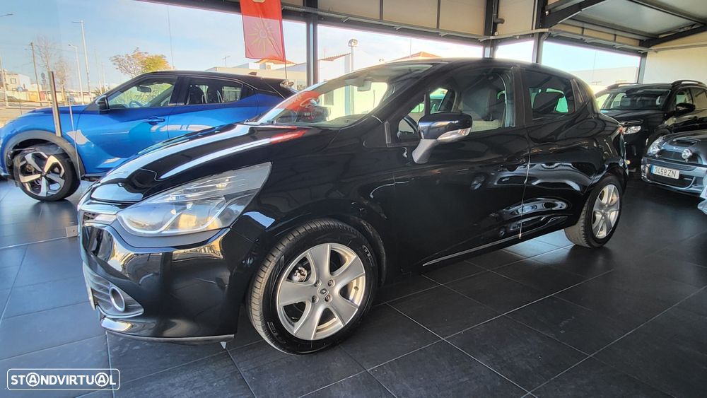 Renault Clio 1.5 dCi Dynamique S - 11