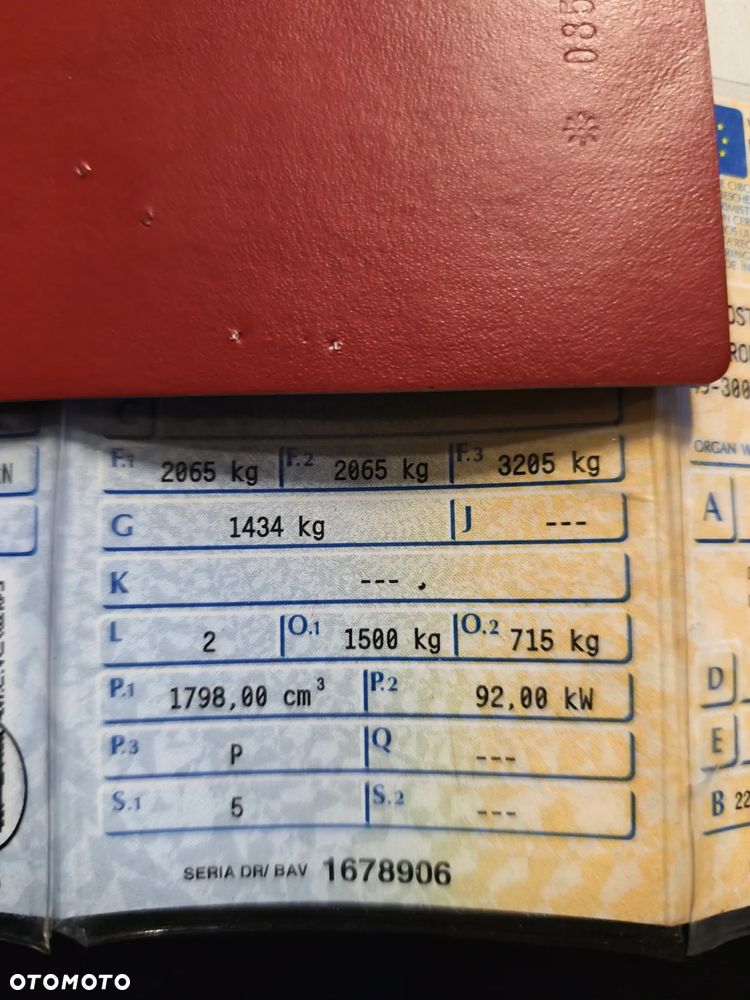 Ford Mondeo 1.8 Ambiente - 31