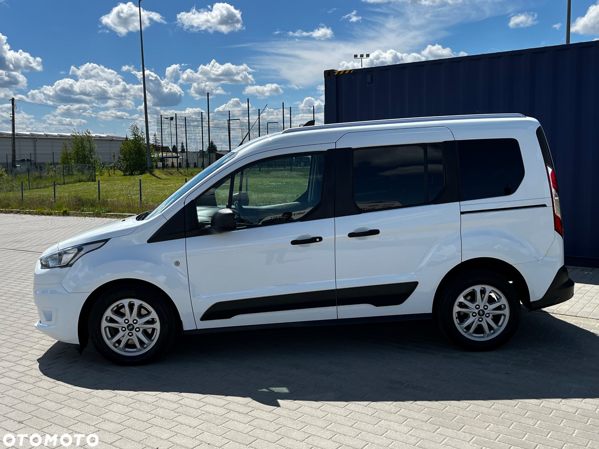 Ford Tourneo Connect - 9