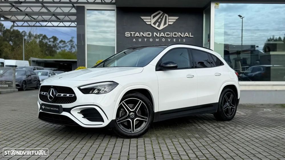 Mercedes-Benz GLA 180 d AMG Line - 2