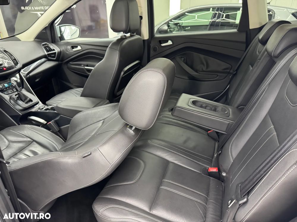 Ford Kuga 2.0 TDCi 4x4 Aut. Titanium - 18