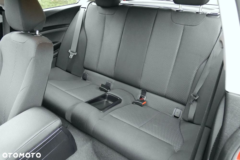 BMW Seria 1 - 21