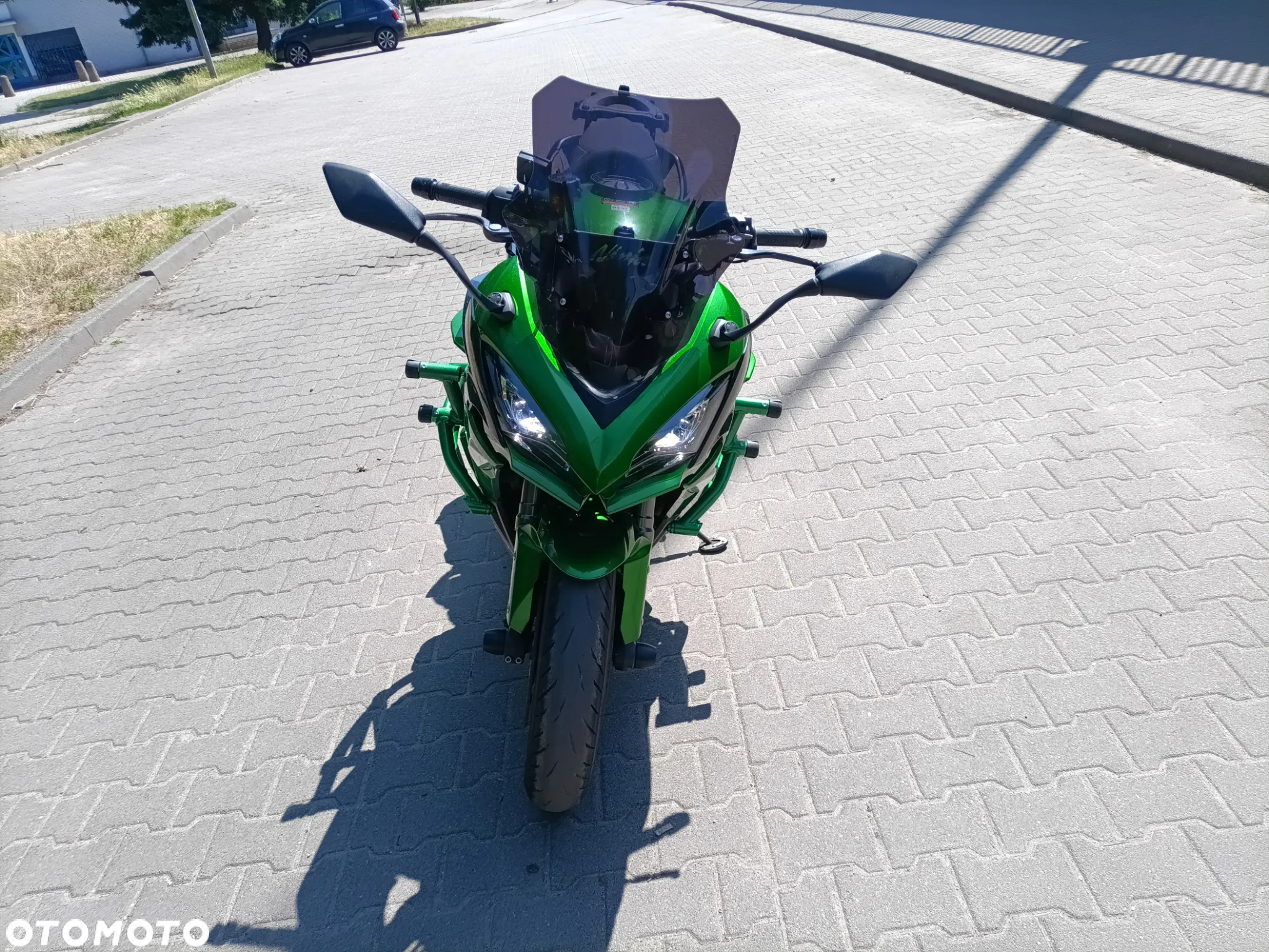 Kawasaki Ninja 1000 SX - 10
