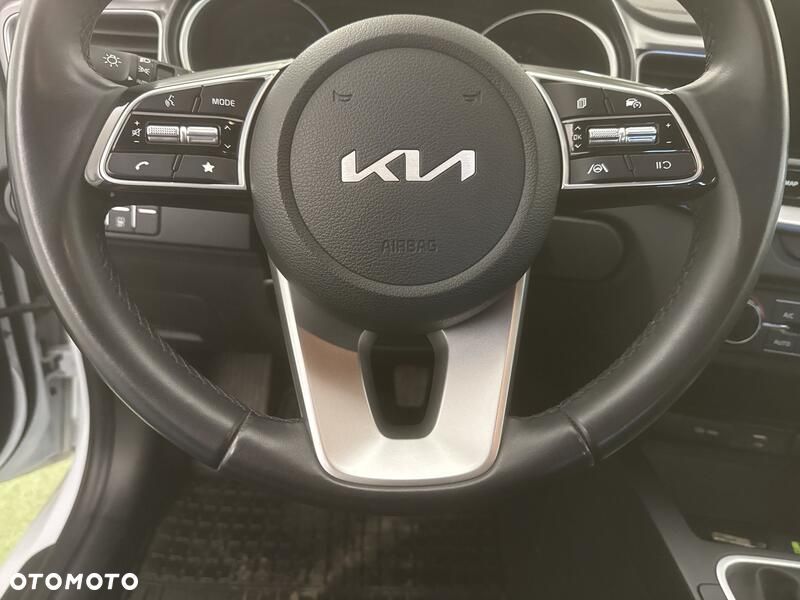 Kia Ceed 1.5 T-GDI M - 13