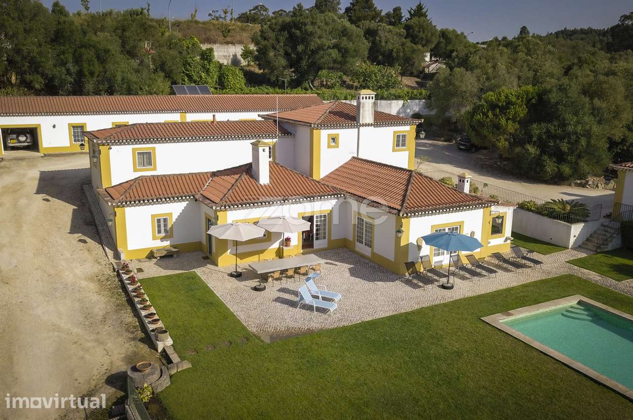 Quinta em Sintra com duas Moradias e Piscina - Grande imagem: 2/60