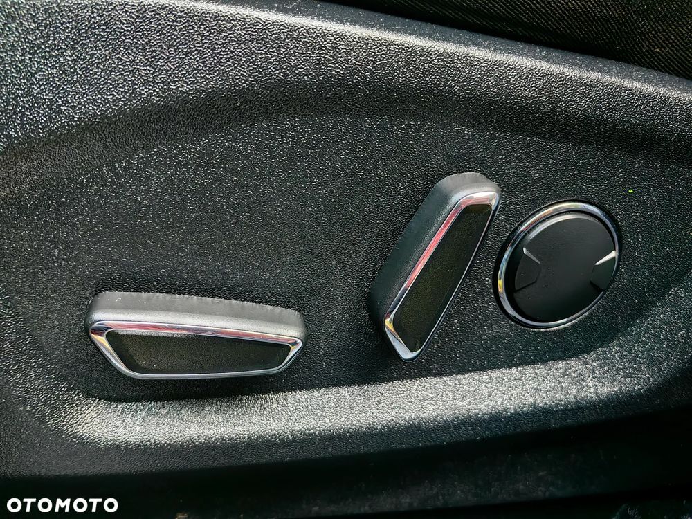 Ford S-Max 1.5 EcoBoost Titanium - 31