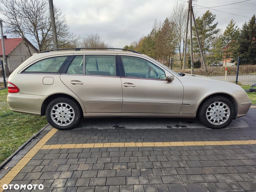 Mercedes-Benz Klasa E 200 Kompressor T Elegance - 28