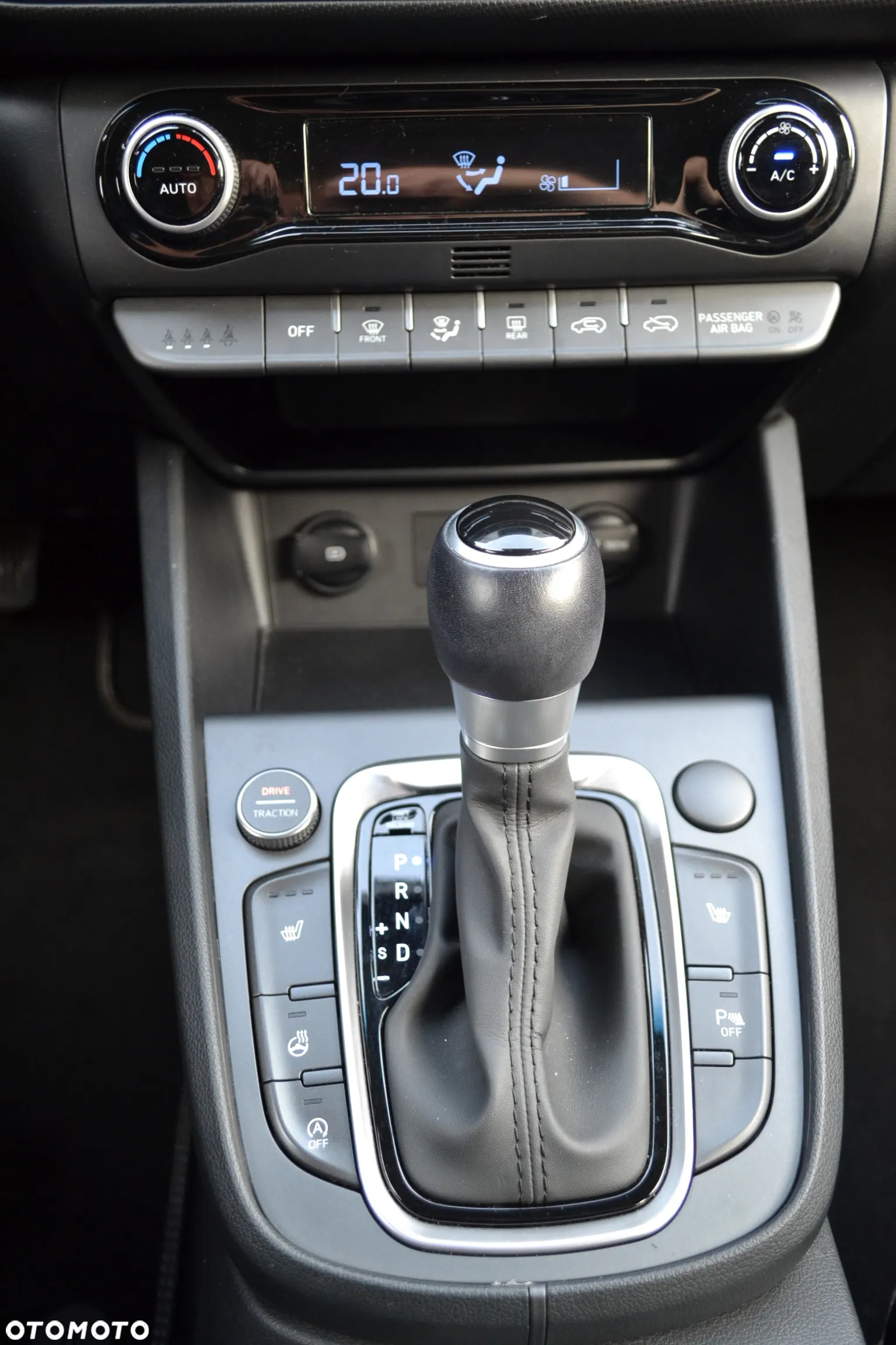 Hyundai Kona 1.6 T-GDI Comfort DCT - 25