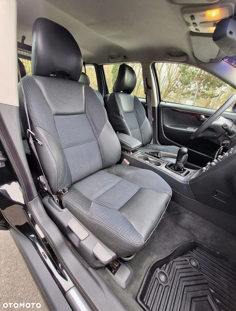 Volvo V70 - 29