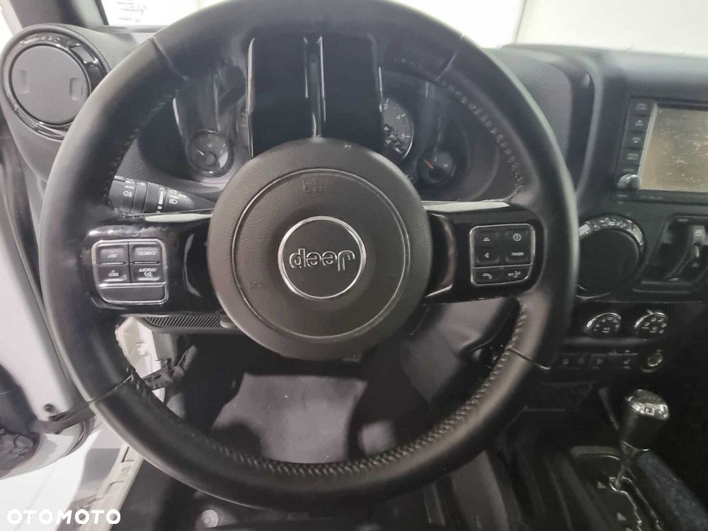 Jeep Wrangler - 26