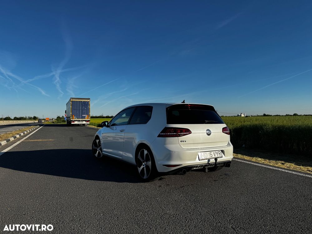 Volkswagen Golf 2.0 TSI BMT GTI - 4