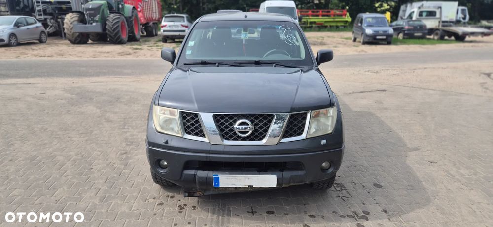 Nissan Navara - 2