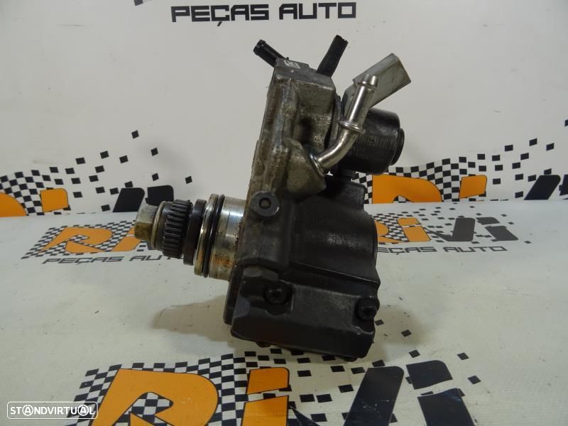 Bomba De Injeção / Alta Pressão Mercedes-Benz C-Class (W204)  A6510701 - 3