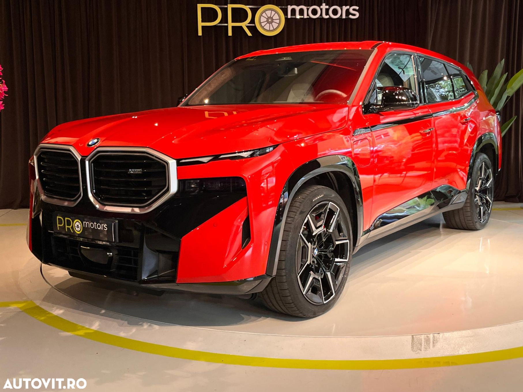 BMW XM - 5