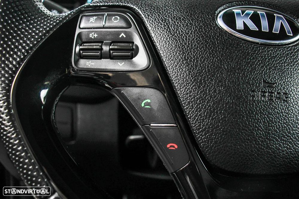 Kia Ceed 1.6 CRDi GT Line - 39