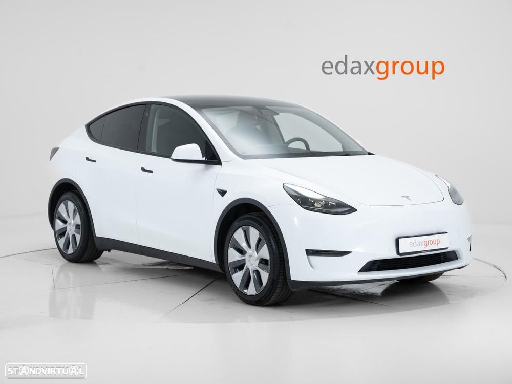 Tesla Model Y Long Range Dual Motor AWD - 2