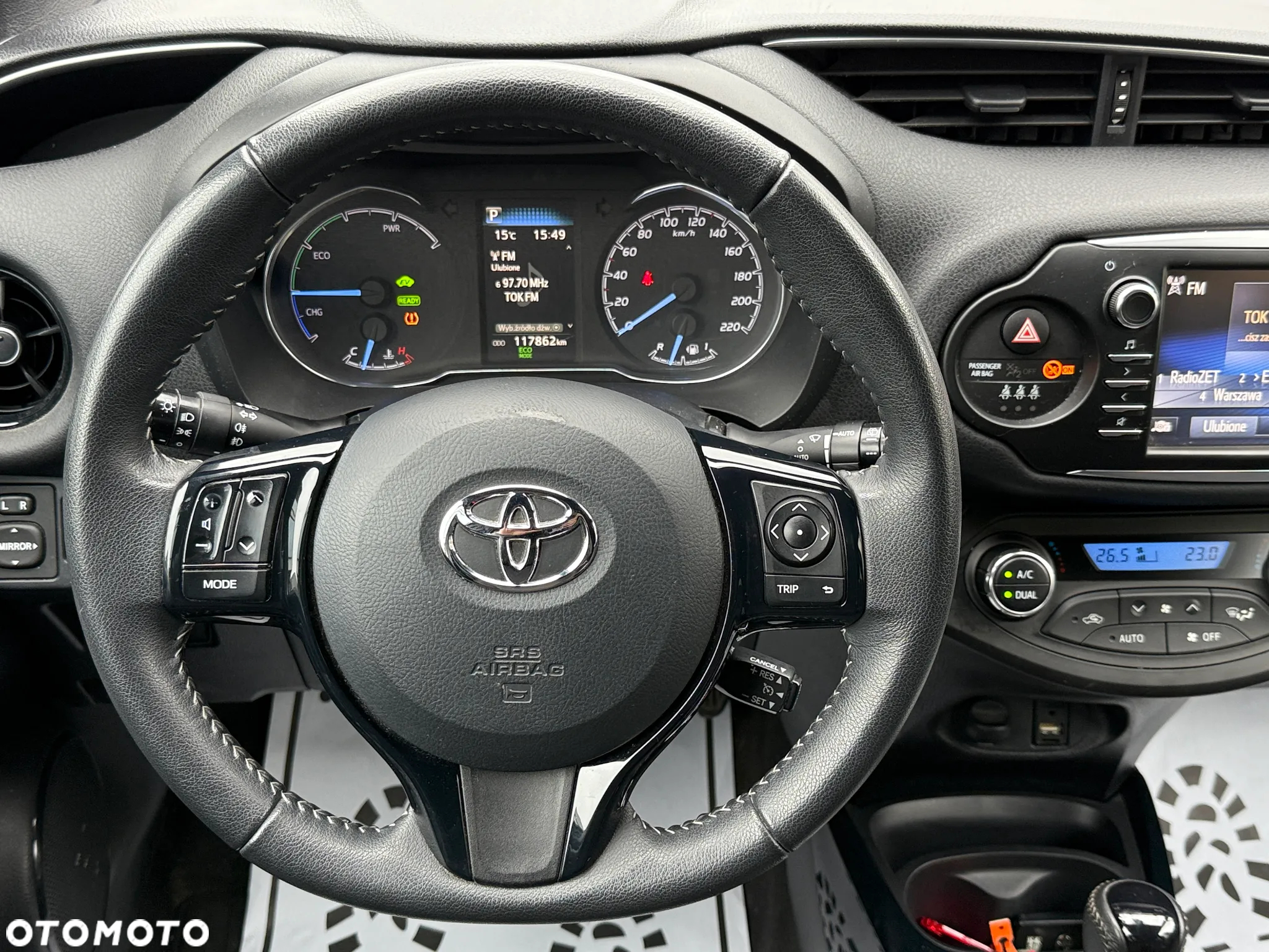 Toyota Yaris Hybrid 100 Selection Passion - 3